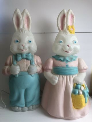 Vintage 1994 Carolina Easter Blow Mold Mr.  And Mrs.  Easter Bunny Rabbit Lighted