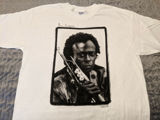 Vintage Jazz T - Shirt - Miles Davis - Signature Design Jeff Sedlik - Gear Inc 199