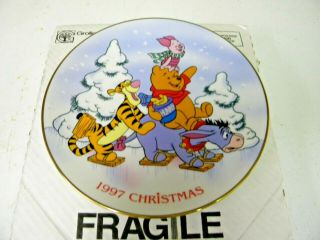 1997 Disney Collector Christmas Plate Pooh 