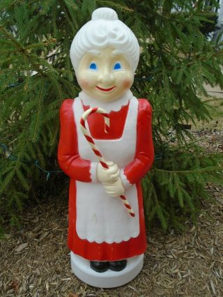 Vintage 40 " Christmas Mrs.  Claus Candy Cane Lighted Blow Mold
