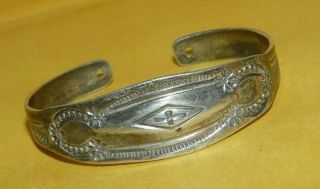 Vtg Native Navajo Fred Harvey Era Stamped Sterling Silver Small Cuff Bracelet