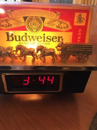 Vintage Budweiser Bar Clock Clydesdale ' s Lighted Clock Beer Sign 2