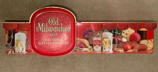 Vintage 1972 4 Foot Long Old Milwaukee Beer Ice Cold Bottle Can Lighted Sign