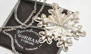 Vintage 1973 Gorham Sterling Silver Snowflake Christmas Ornament Pouch,  Box,  Chain