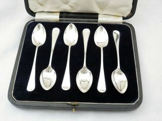 Cased Set Of Six Solid Sterling Silver Tea Spoons Sheffield 1919 James Dixon