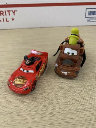 Disney Pixar Cars 2010 Mcqueen Mickey & Mater Goofy