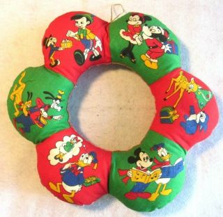 Vintage Disney Christmas Wreath Cloth Mickey Donald Duck Bambi Goofy Pluto 14 "