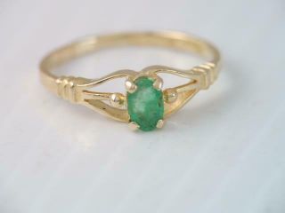 Vintage Solid 14k Gold Natural Emerald Stone Ring Sz 2 3/4