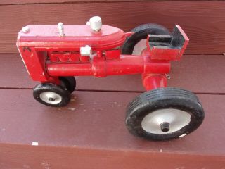 Vintage Peter Mar Toys Farm Tractor Ww Ii Era 11 In Long Usa Muscatine,  Iowa