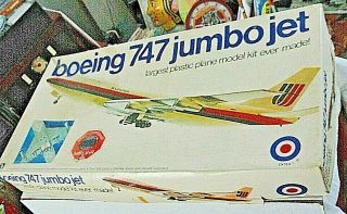 Vintage Entex 8453 1/100 Boeing 747 Jumbo Jet Plastic Model Kit