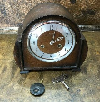 32036 Vintage 1950s Smiths Enfield Striking Mantel Clock With Key