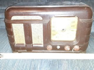 Vintage Fada Radio Model 790 -