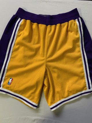 Los Angeles Lakers Nike Team Sports Vintage Authentic Basketball Shorts Men 