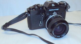 Vintage Nikkormat El 35mm Film Camera With Nikkor 28mm 1:2 Lens