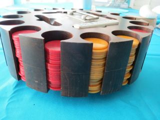 Vintage Bakelite Poker Chips 400 In Wood Carousel 1940s