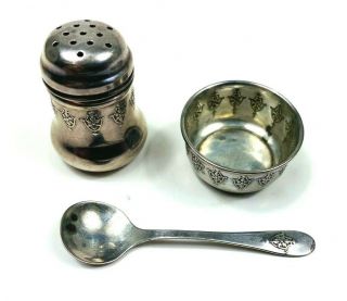 Vintage Sterling Silver 7714 Salt Cellar Pepper Shaker And Spoon