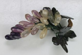 Set 2 Vintage Carved Amethyst? Agate? Stone Grape Cluster Jade Leaves Purple D1 2