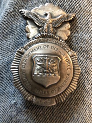 Vintage Department Of The Air Force Security Police Badge Obselete V7661