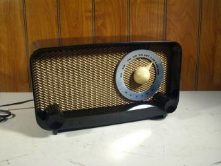 Vintage 1949 Zenith G510 - Y Mid Modern Black Bakelite Am Radio
