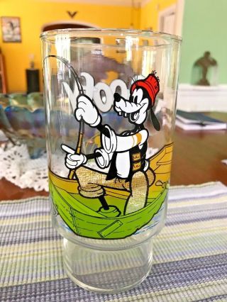Mickey Mouse Club " Goofy Fishing " 7 " Tall Glass/tumbler