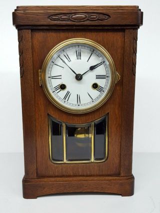 Antique Vintage Oak Cased 8 Day Mantel Clock