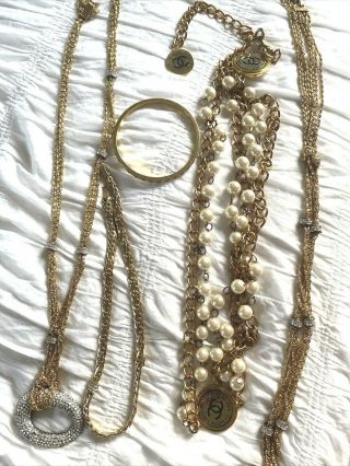 Vintage Goldtone Chanel Vintage 31 Rue Cambon Triple Chain Belt & Necklace Usa