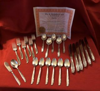 Vintage Wm A Rogers Aa “brittany Rose” Silverplate Flatware Set