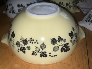 Vintage Pyrex Gooseberry Cinderella Bowls Black White Yellow set 441 442 443 444 2