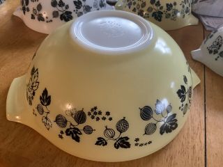Vintage Pyrex Gooseberry Cinderella Bowls Black White Yellow set 441 442 443 444 3