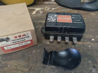 Vintage Sun Tach Transmitter Eb - 9a 1962 V8 12v And Bracket No Tach