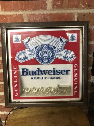 Budweiser Vintage 1986 Pull - Chain Lighted Beer Sign Clydesdales