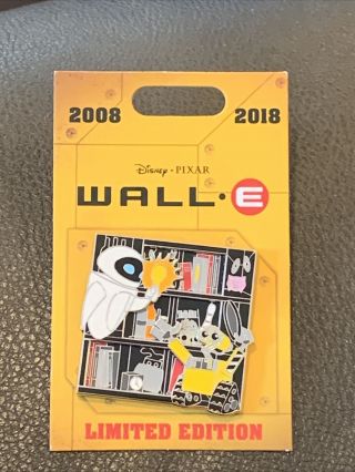 Disney 2018 Wall - E & Eve 10th Anniversary Le 2000 Pin - Pins