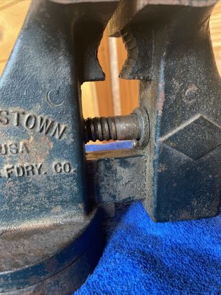 Littlestown No.  400 Swivel Bench Vise with Anvil USA Vintage Workbench Tool 3