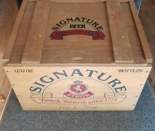 STROH ' S SIGNATURE BEER VINTAGE 80 ' S WOODEN CRATE DISPLAY BOX W/SIGNATURE 2