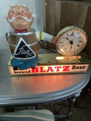 Vintage Blatz Beer Lighted Back Bar Sign W Die Cast Barrel Guy Figurine N Clock