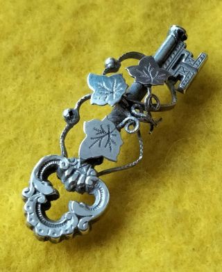 Antique Victorian 1900 Fully Hallmarked Sterling Silver Key Sweetheart Brooch