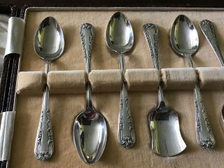 A Set Of Seven Vintage Silver Plated Teaspoons In An Interesting Box 3