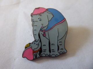 Disney Trading Pins Loungefly - Parents With Children Blind Box - Dumbo
