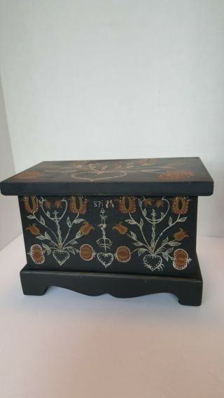 Vintage Kathy Graybill Wooden Hand Painted Folk Art Box/chest Primitive 11.  5 X 7
