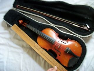 Vintage Suzuki No.  220 3/4 Size Violin W/case