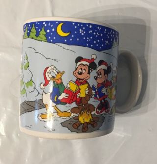 Vintage 1988 Walt Disney Applause Christmas 12oz.  Coffee Mug Cup Mickey Donald