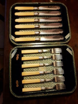 Vintage Boxed Epns Set Of 6 Fish Knives & Forks