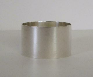 A Vintage Sterling Silver Napkin Ring With No Engravings London 1952 27 Grams