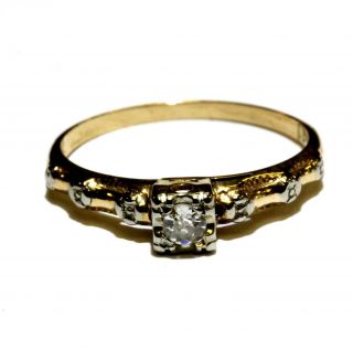 14k Yellow Gold.  08ct Si2 H Round Diamond Solitaire Engagement Ring 1.  4g Vintage