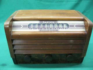 1946 - 47 Vintage Rca Victor Radiola Tube Radio Model 61 - 3; Art Deco For Repair