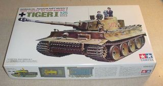 Big Vintage Tamiya German Panzerkampfwagen Vi Tiger I Model Tank Kit 1:25 Scale