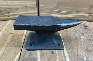 Vintage Blacksmith Cast Iron Small Bench Anvil 16 Pounds Jeweler 