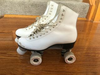 Vintage Riedell Womens Roller Skates Size 8.  5.  Leather.  Thunderbird Wheels.