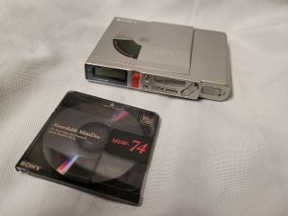 Sony Mz - R37 Vintage Mini Disc Md Walkman Recorder W/disc Shipp