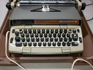 Vintage Smith Corona Electra 220 Electric Typewriter W/ Case Needs Ribbon